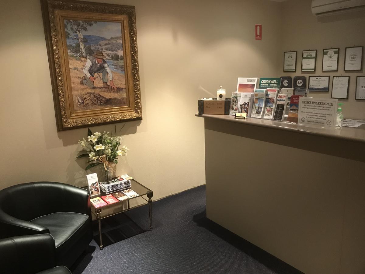 The Bakehouse Motel Goulburn Bagian luar foto